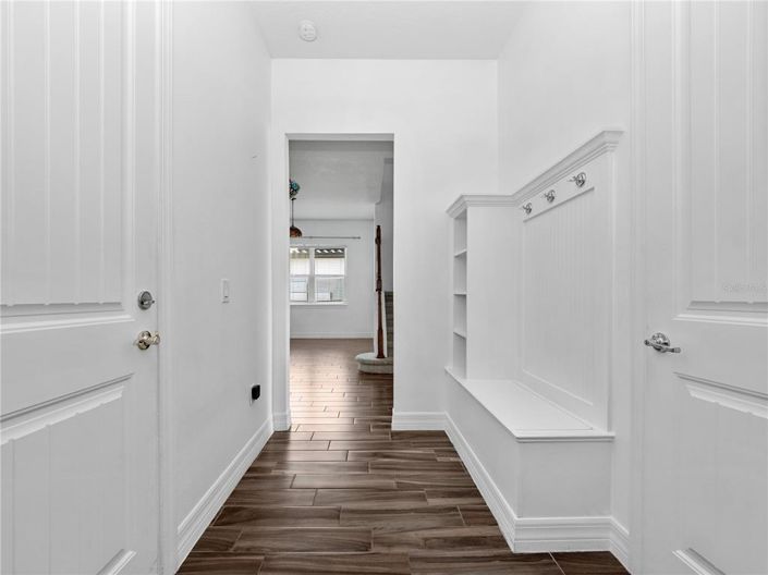 Image No.19-5 Bed Property for sale