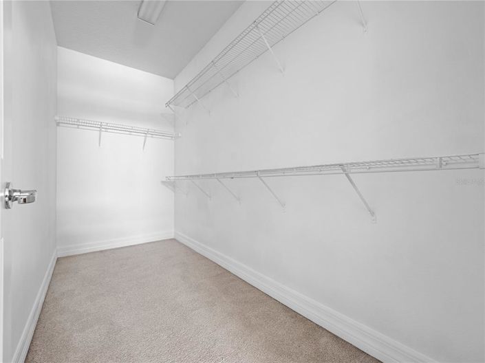 Image No.25-5 Bed Property for sale