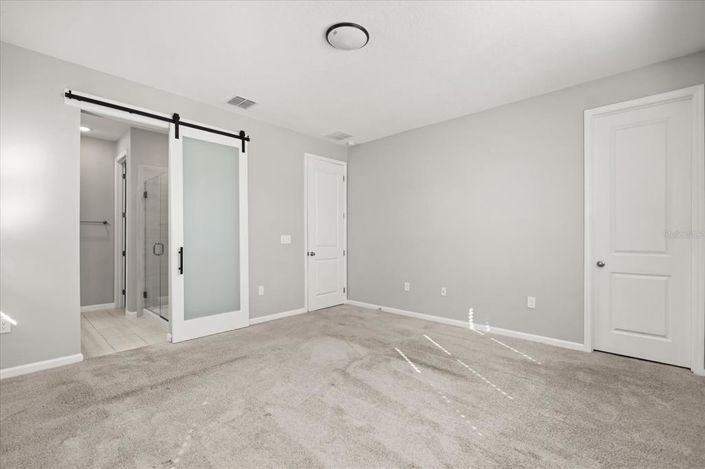 Image No.12-3 Bed Property for sale