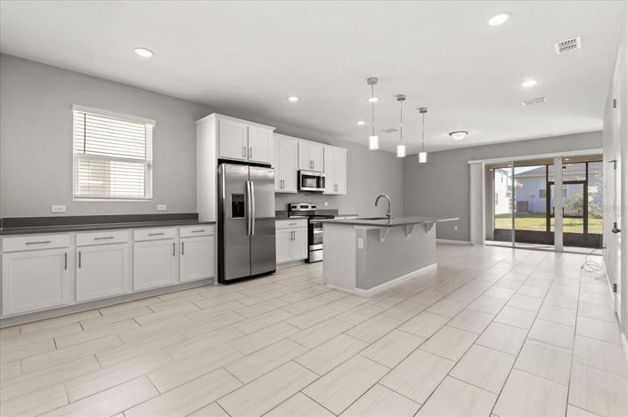 Image No.4-3 Bed Property for sale