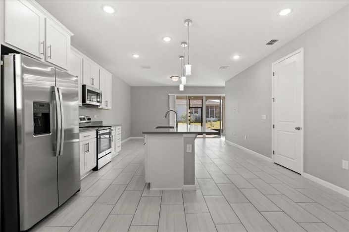 Image No.7-3 Bed Property for sale