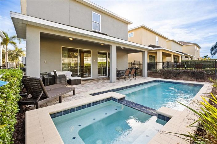 Image No.2-Propriété de 6 chambres à vendre à Kissimmee