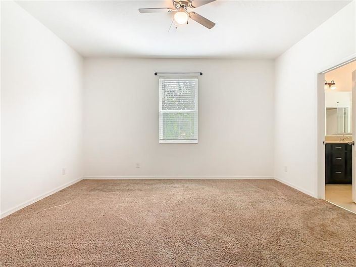 Image No.19-3 Bed Property for sale