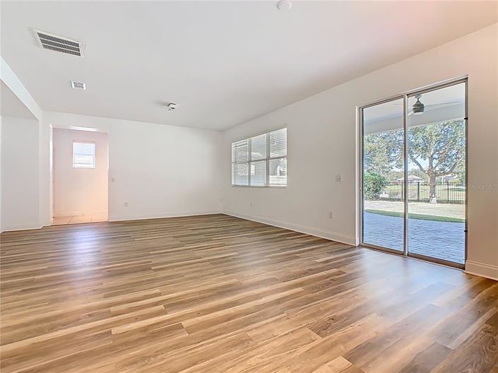 Image No.20-Propriété de 5 chambres à vendre à Orlando