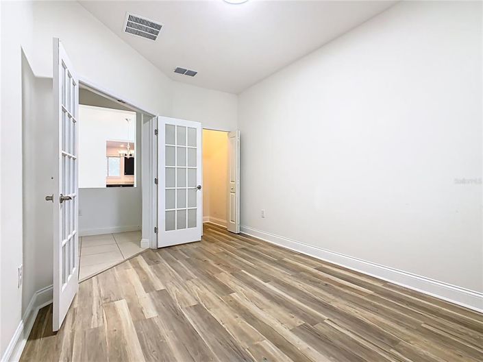 Image No.6-Propriété de 5 chambres à vendre à Orlando