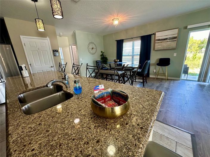 Image No.15-4 Bed Property for sale