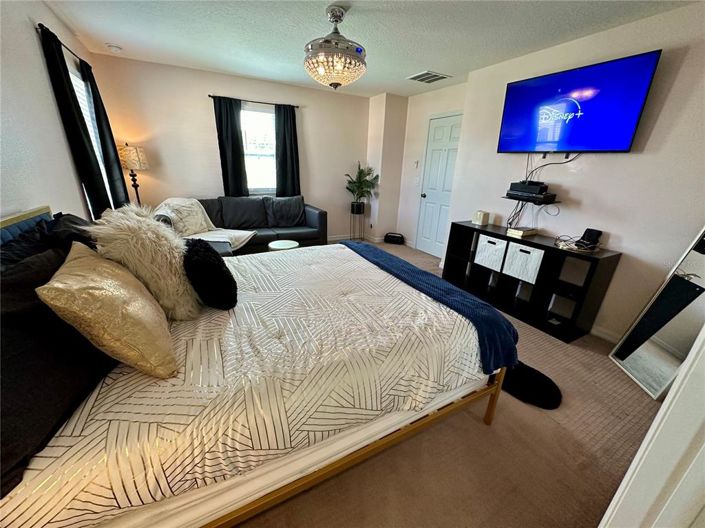 Image No.43-4 Bed Property for sale