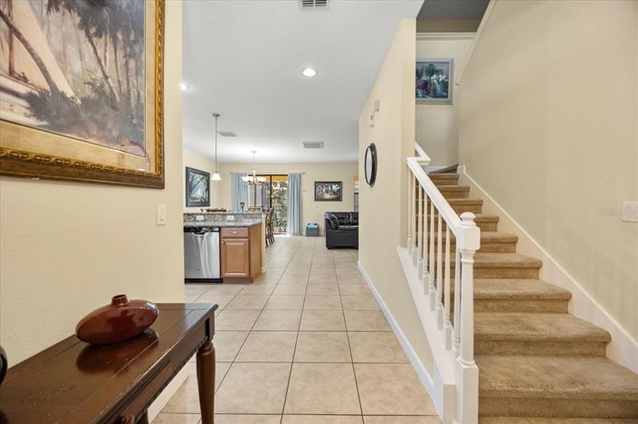 Image No.12-5 Bed Property for sale