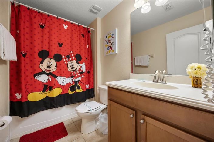 Image No.19-5 Bed Property for sale