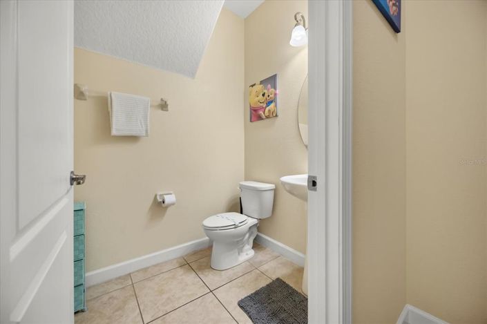 Image No.29-5 Bed Property for sale