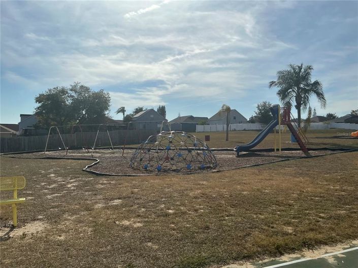 Image No.19-4 Bed Property for sale