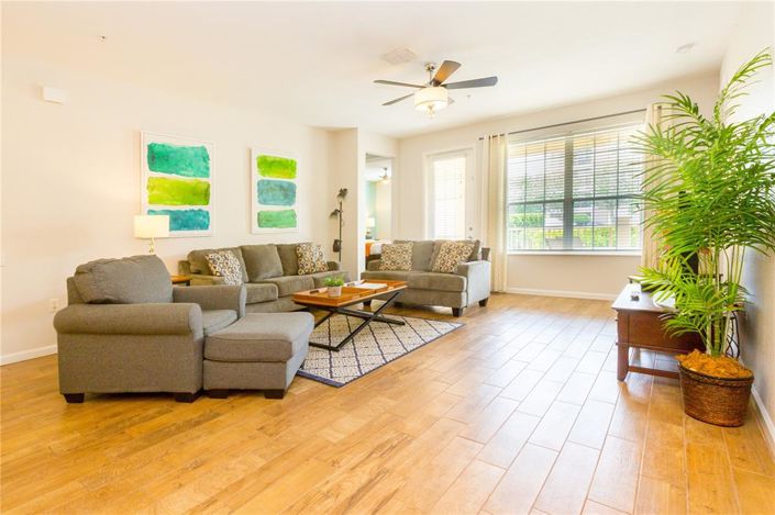 Image No.5-Propriété de 2 chambres à vendre à Orlando