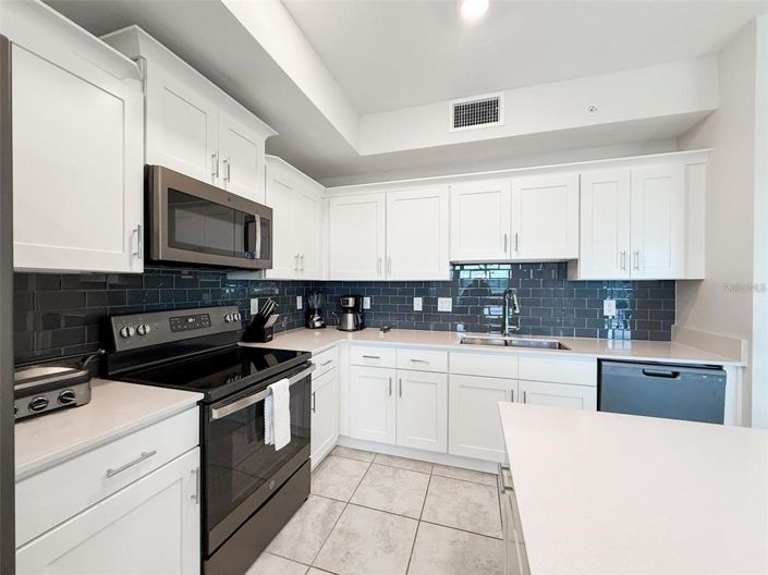 Image No.11-2 Bed Property for sale