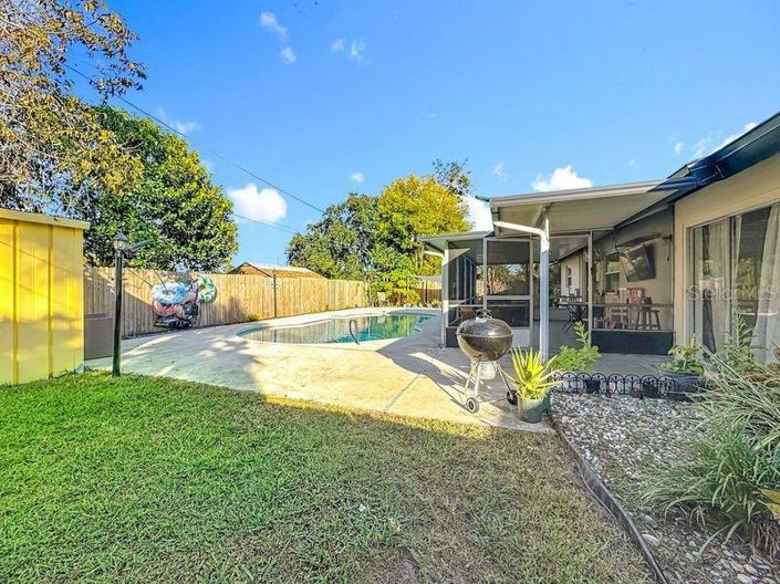 Image No.19-3 Bed Property for sale