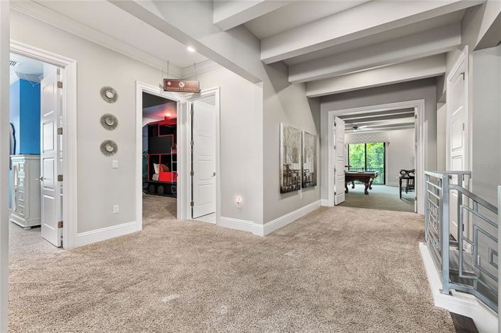 Image No.20-9 Bed Property for sale