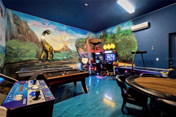 Image No.27-9 Bed Property for sale