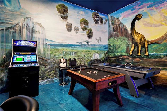 Image No.29-9 Bed Property for sale