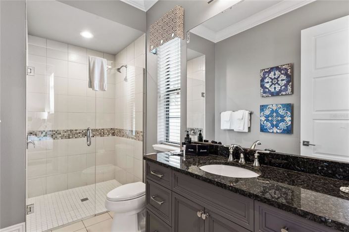 Image No.40-9 Bed Property for sale