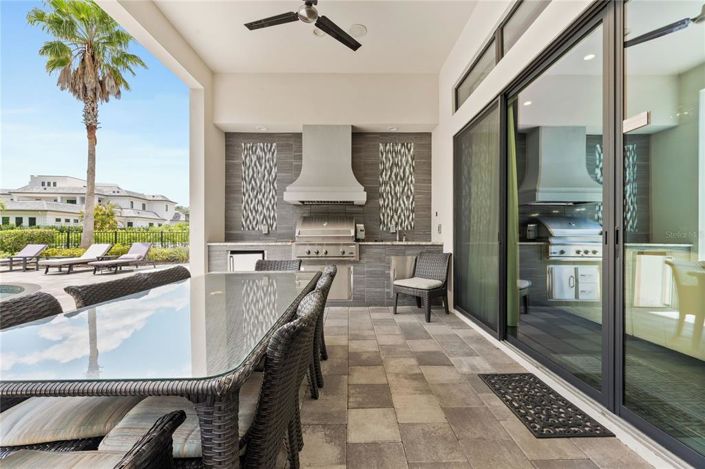 Image No.50-9 Bed Property for sale