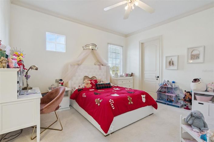 Image No.43-6 Bed Property for sale