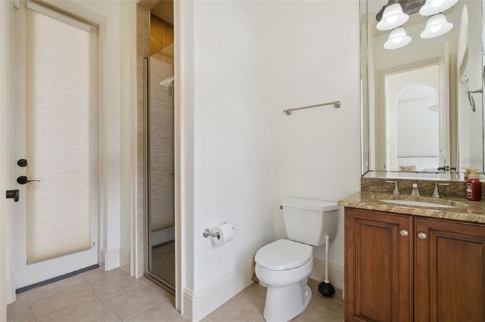 Image No.47-6 Bed Property for sale