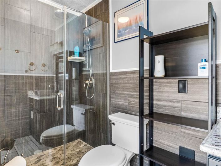 Image No.22-4 Bed Property for sale