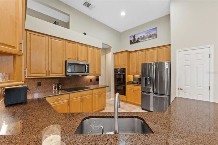 Image No.11-4 Bed Property for sale