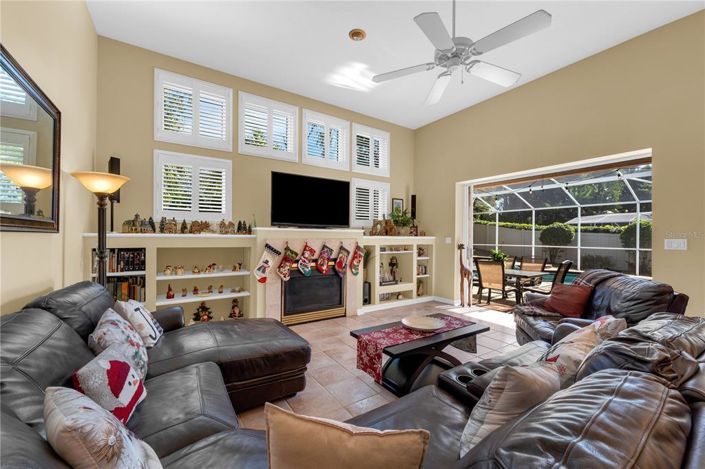 Image No.12-4 Bed Property for sale