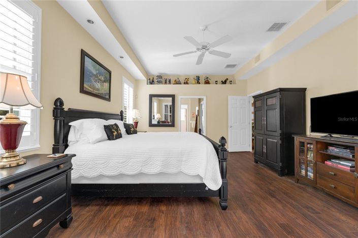 Image No.27-4 Bed Property for sale