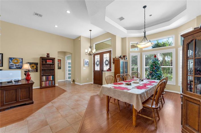 Image No.5-4 Bed Property for sale