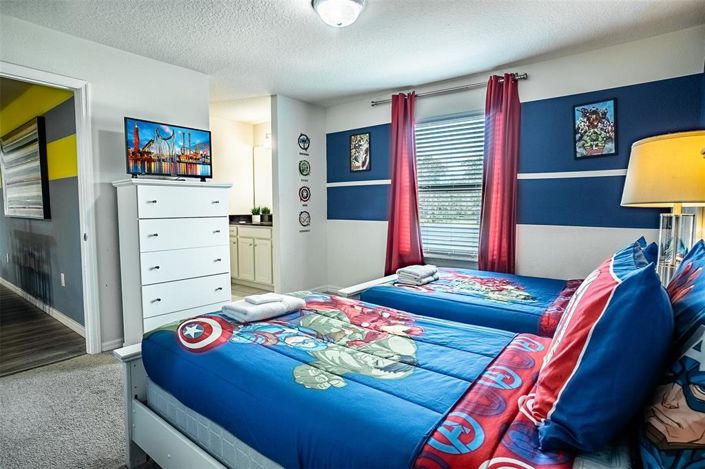 Image No.26-8 Bed Property for sale