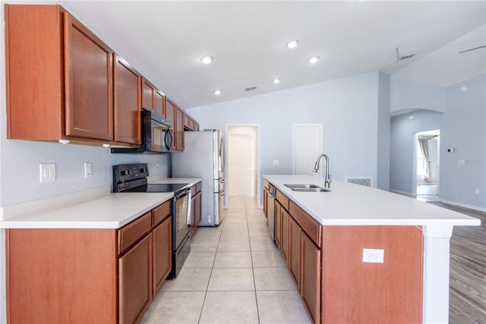 Image No.14-4 Bed Property for sale