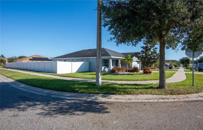 Image No.3-4 Bed Property for sale