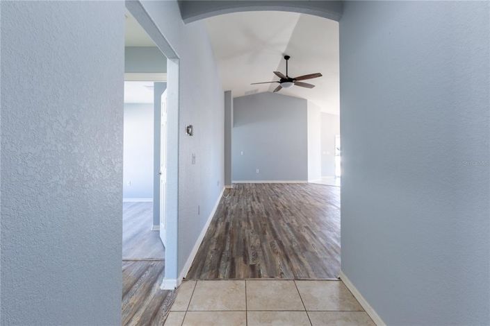 Image No.5-4 Bed Property for sale