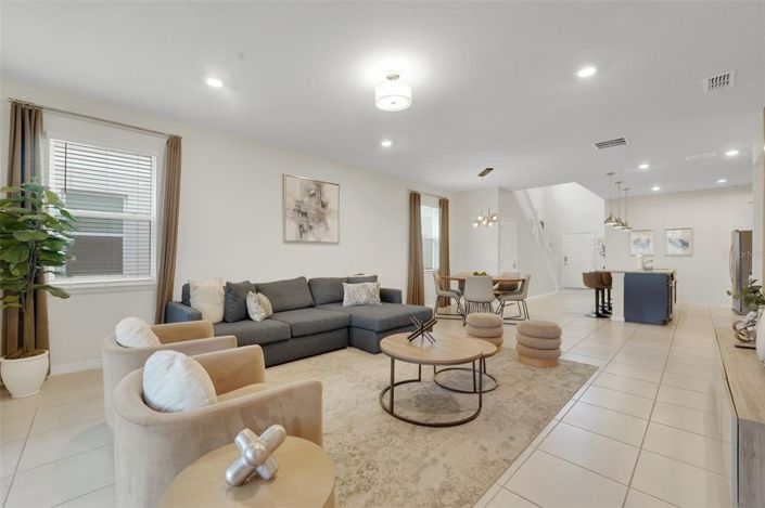 Image No.3-6 Bed Property for sale