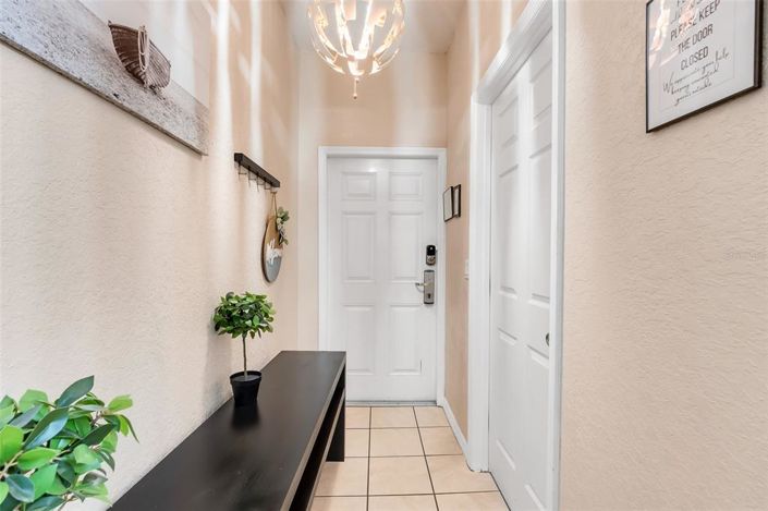 Image No.13-4 Bed Townhouse for sale