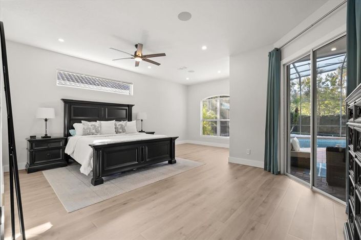 Image No.15-5 Bed Property for sale