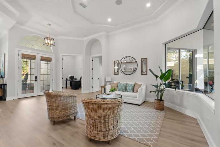 Image No.29-5 Bed Property for sale