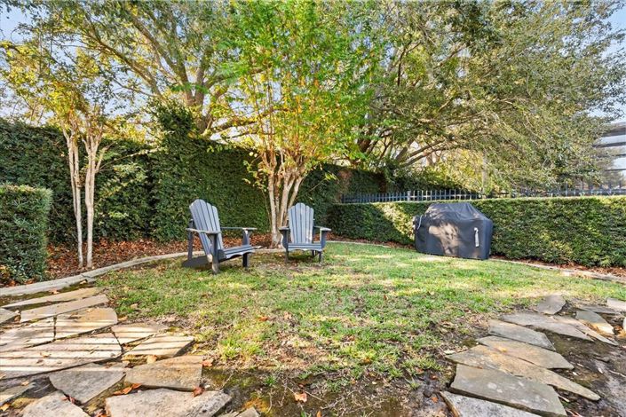 Image No.36-5 Bed Property for sale