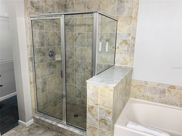 Image No.18-2 Bed Property for sale