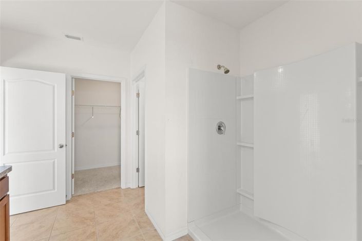 Image No.29-5 Bed Property for sale