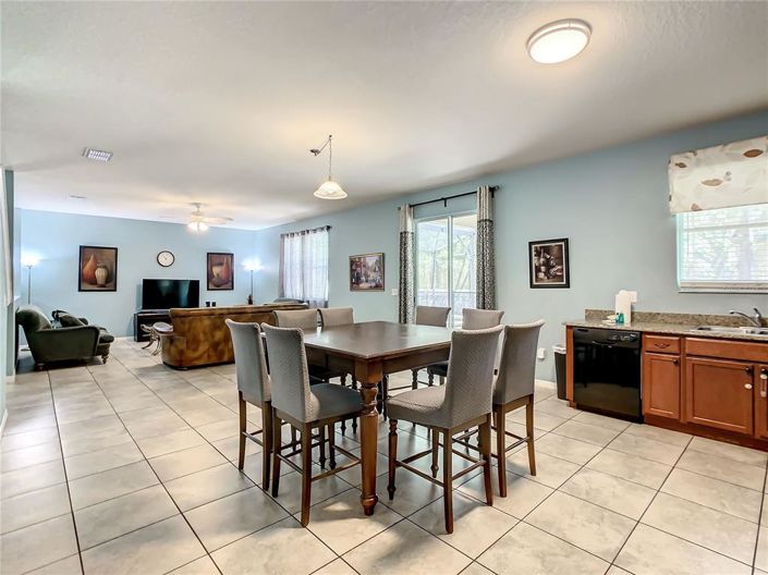 Image No.7-Propriété de 8 chambres à vendre à Kissimmee