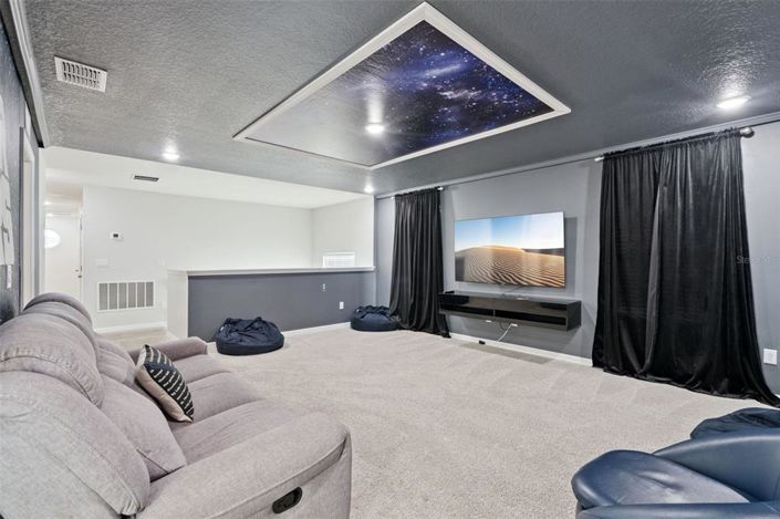 Image No.16-6 Bed Property for sale