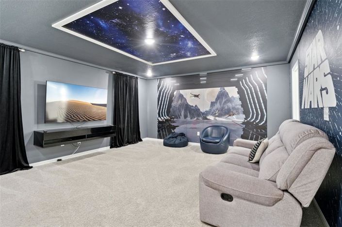 Image No.17-6 Bed Property for sale