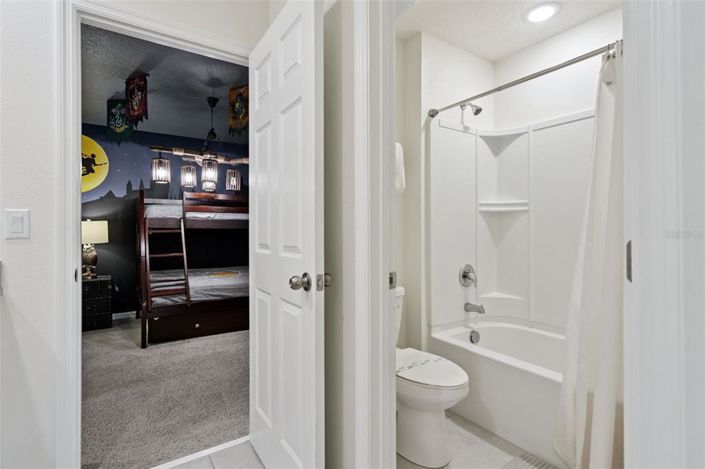 Image No.31-6 Bed Property for sale