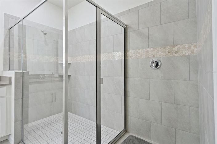 Image No.33-6 Bed Property for sale