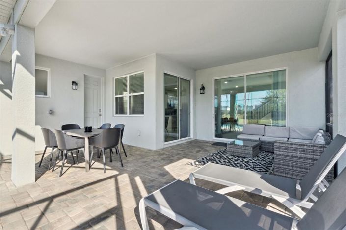 Image No.43-6 Bed Property for sale