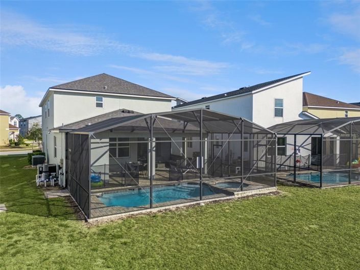 Image No.51-6 Bed Property for sale