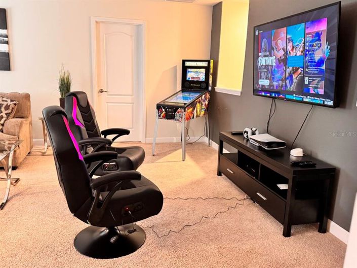 Image No.42-6 Bed Property for sale