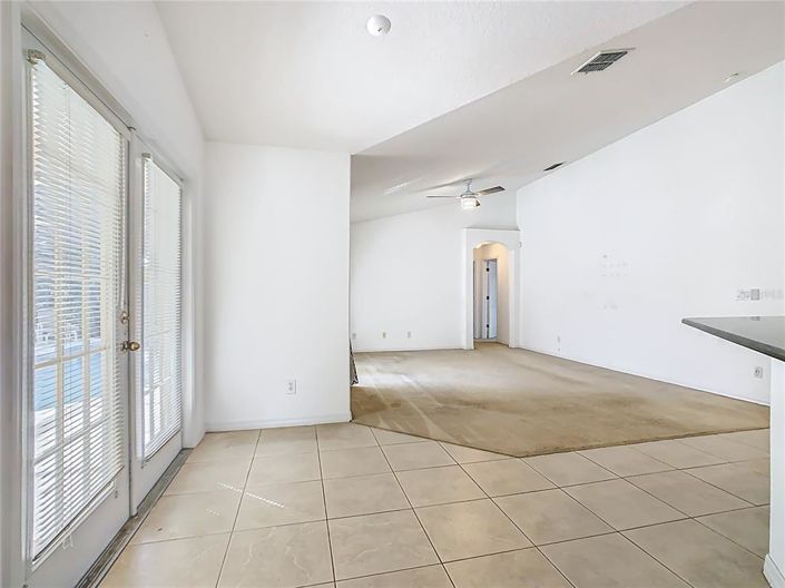 Image No.13-5 Bed Property for sale